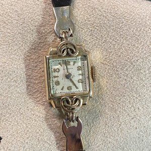 Vintage 1930's early Bucherer Swiss Made Art Deco Watch